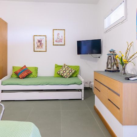 Luxury Suites & Apartment Con Accesso Alla Spiaggia E Parcheggio Privato - Vista Mare Lido Conchiglia Eksteriør billede