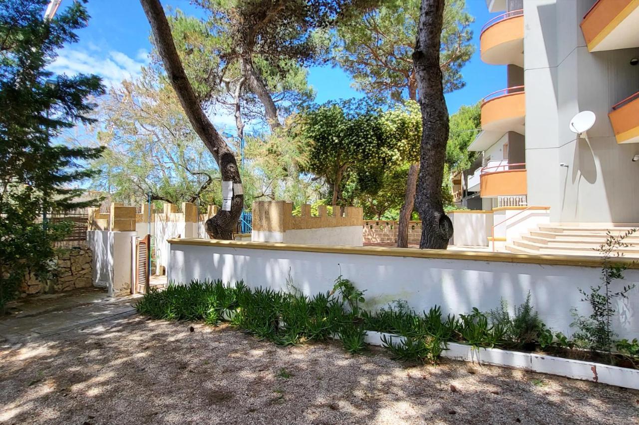 Luxury Suites & Apartment Con Accesso Alla Spiaggia E Parcheggio Privato - Vista Mare Lido Conchiglia Eksteriør billede